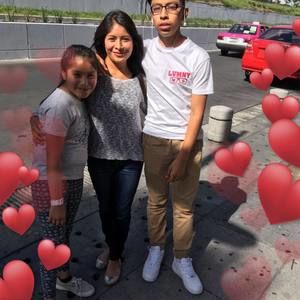 Meet your Posher, Gudelia